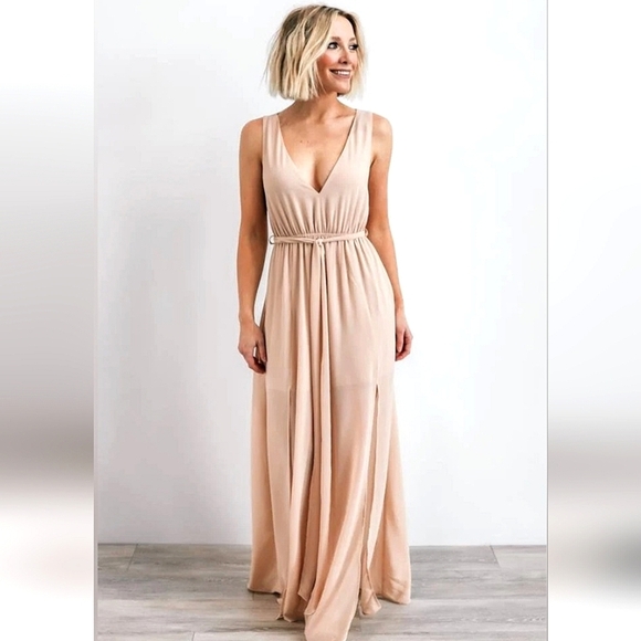 BALTICBORN Hera Maxi Dress V Neck In Beige. Size Large NWT - Picture 1 of 16
